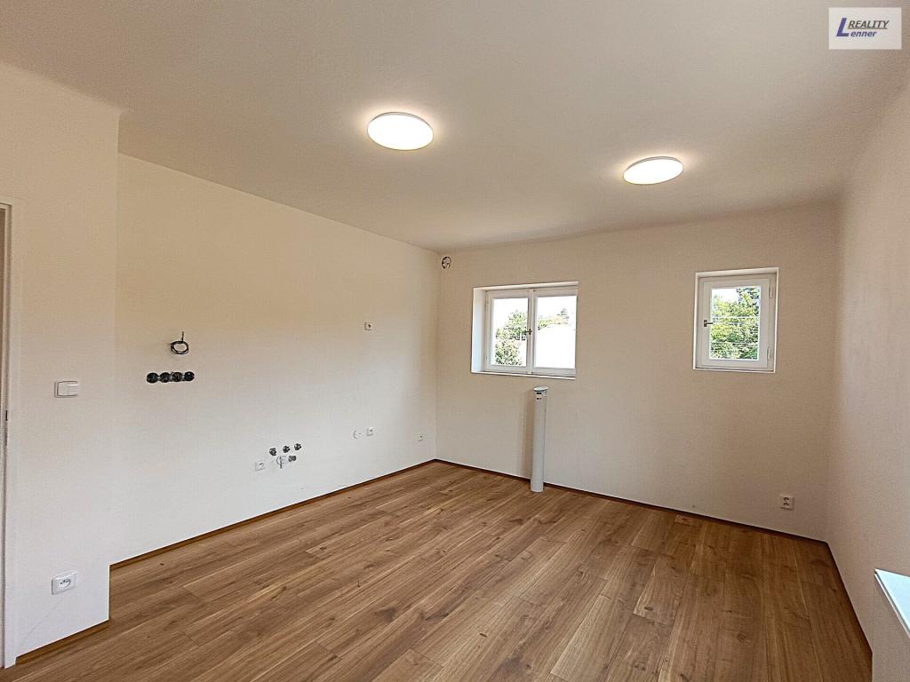 Pronájem bytu 2+1 65 m2
