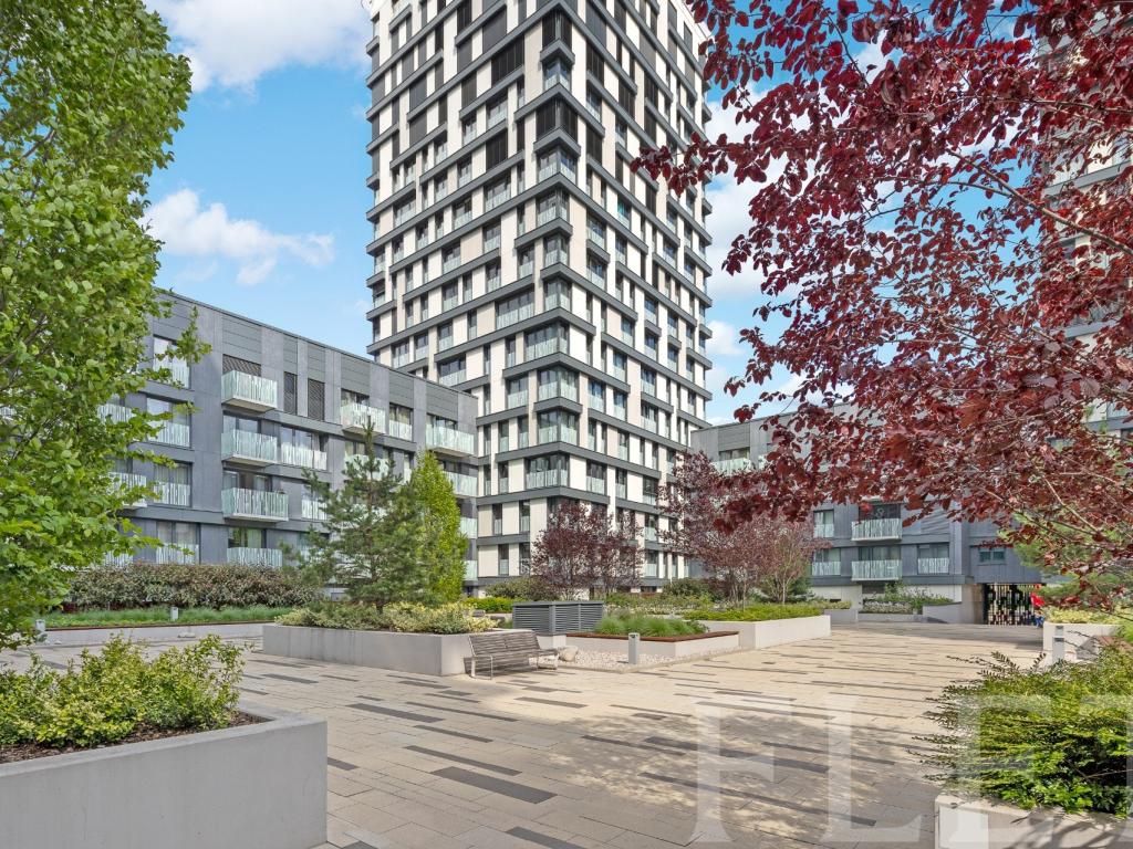 Pronájem bytu 1+kk 36 m2