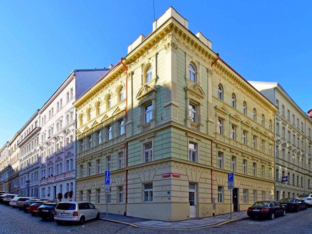 Pronájem bytu 1+1 35 m2