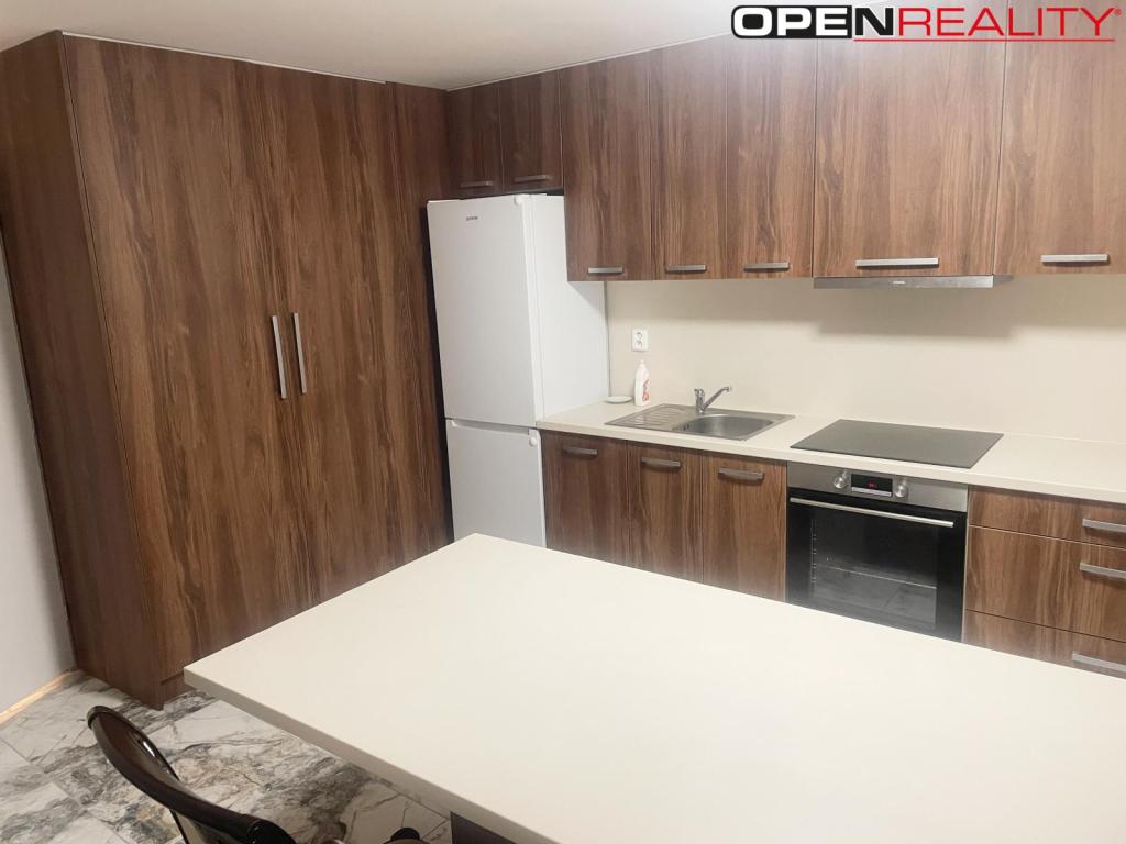 Pronájem bytu 2+kk 37 m2