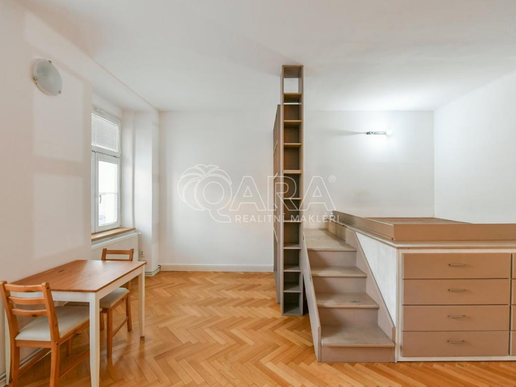 Pronájem bytu 2+kk 56 m2