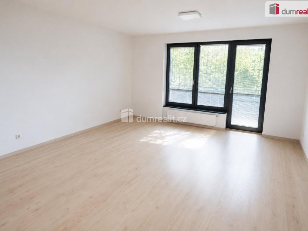 Pronájem bytu 1+kk 40 m2