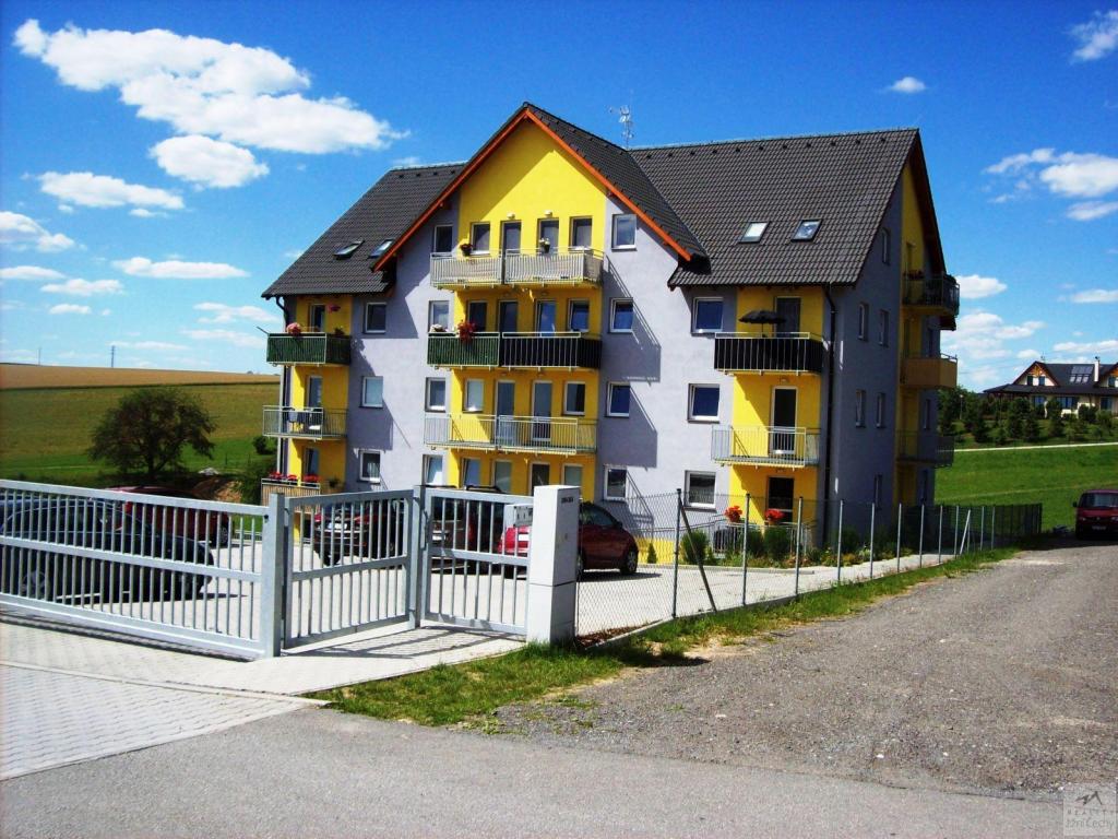 Pronajem bytu 4+kk 84 m2