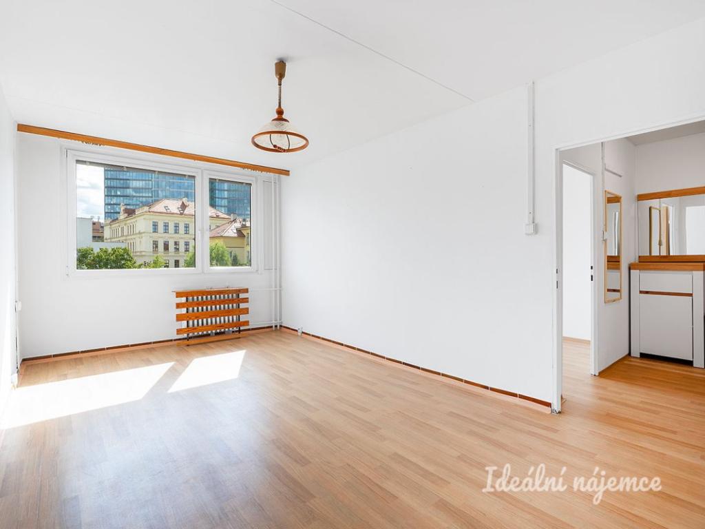 Pronájem bytu 2+kk 42 m2, Praha – náhled fotky 4