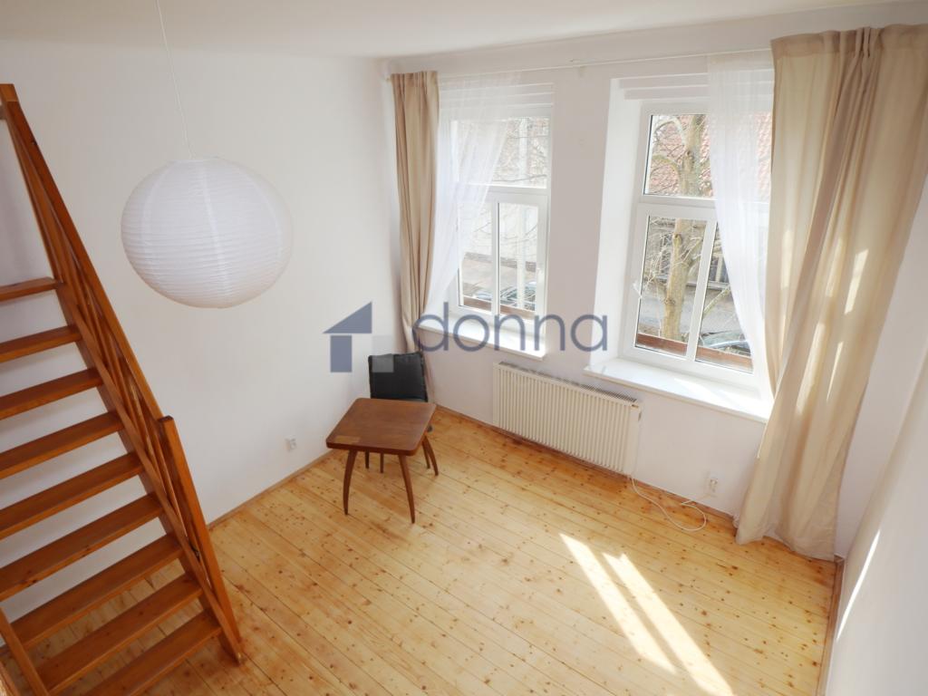 Pronájem bytu 1+1 43 m2
