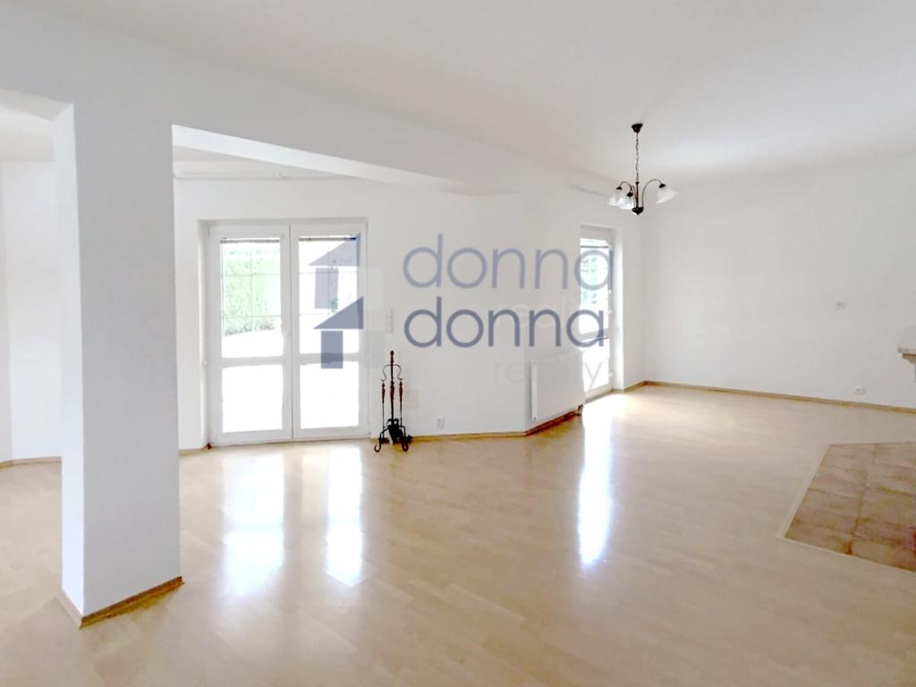 Pronájem domu 251 m2