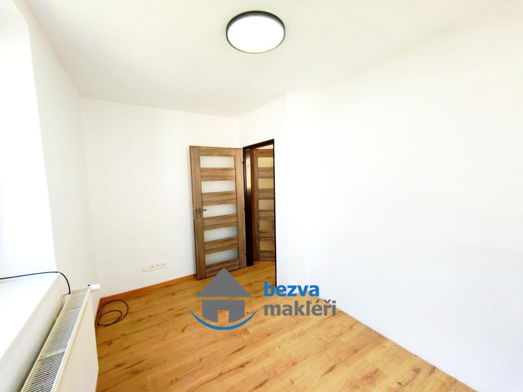 Pronájem bytu 3+1 76 m2, Hlinsko – náhled fotky 21