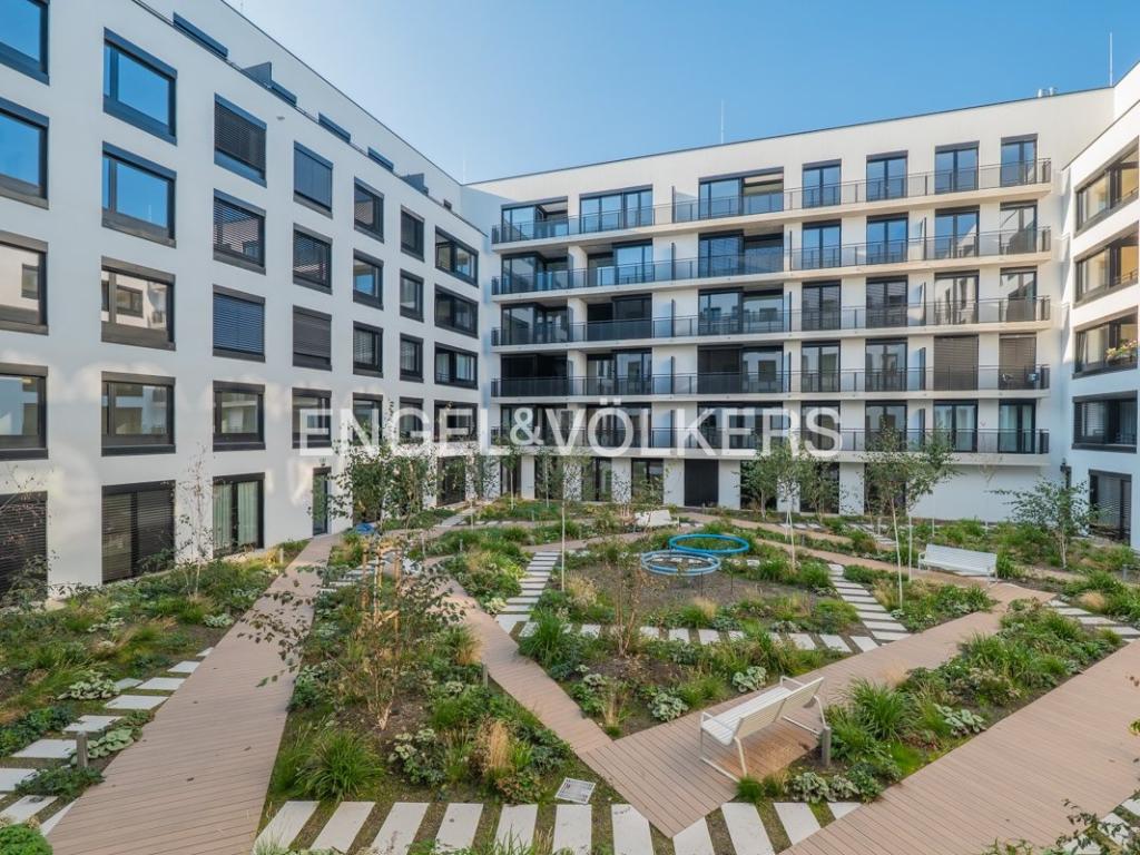 Pronájem bytu 2+kk 54 m2