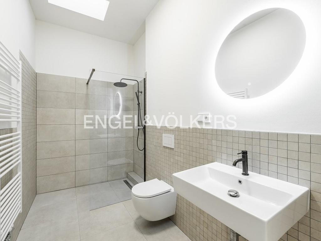 Pronájem bytu 2+kk 65 m2