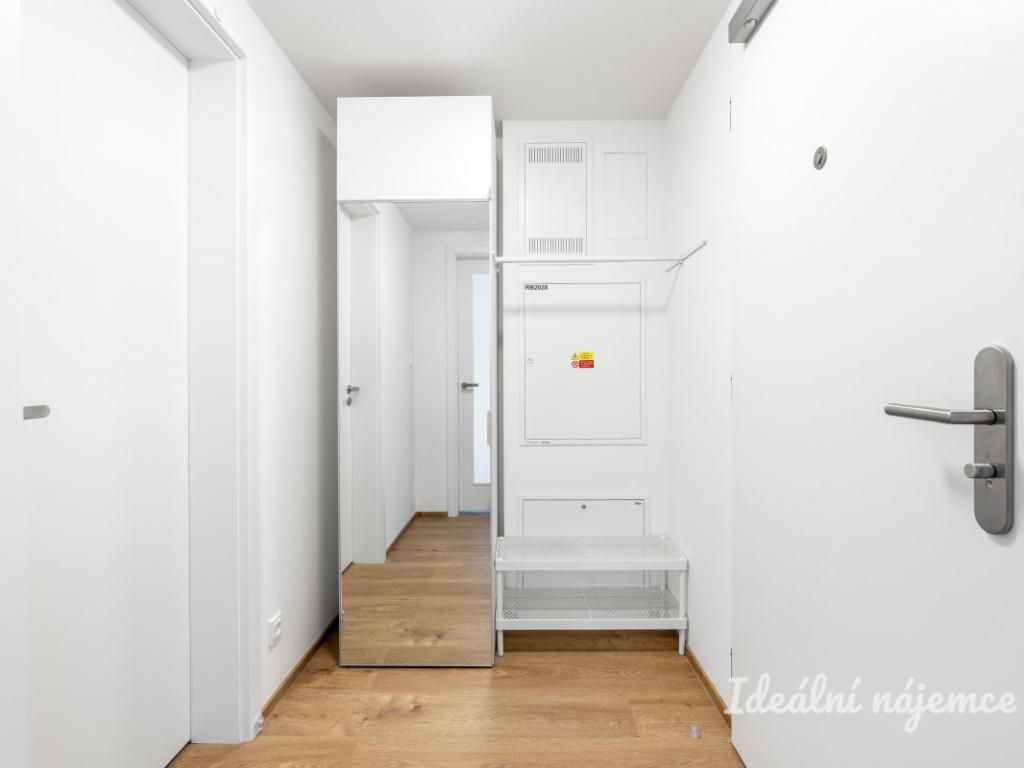 Pronájem bytu 1+kk 27 m2
