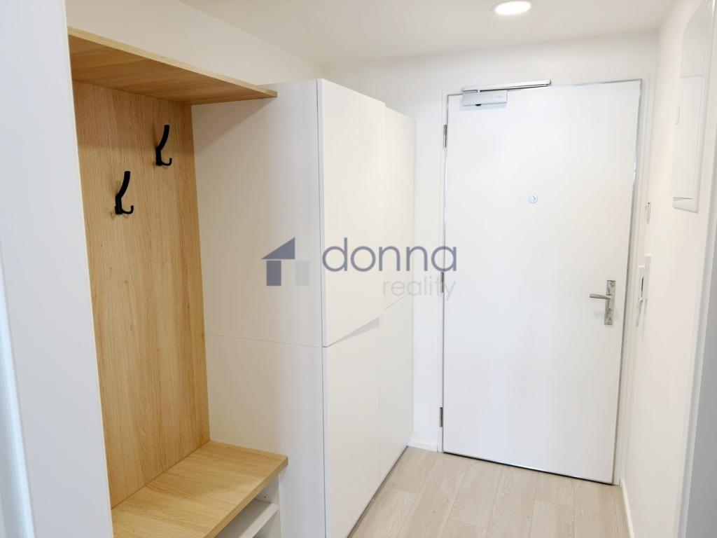 Pronájem bytu 1+kk 32 m2