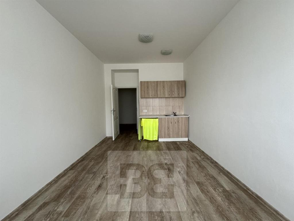 Pronájem bytu 1+kk 30 m2