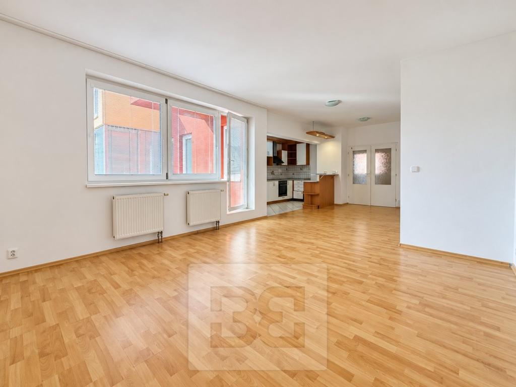 Pronájem bytu 2+kk 69 m2, Zlín – náhled fotky 2