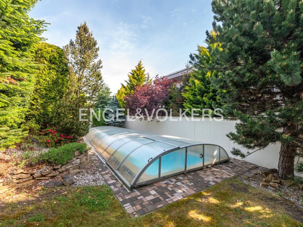 Pronájem domu 384 m2, Praha – náhled fotky 19