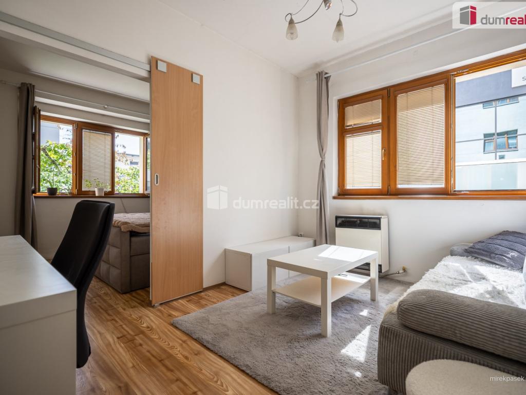 Prodej bytu 2+1 44 m2, Praha – náhled fotky 20