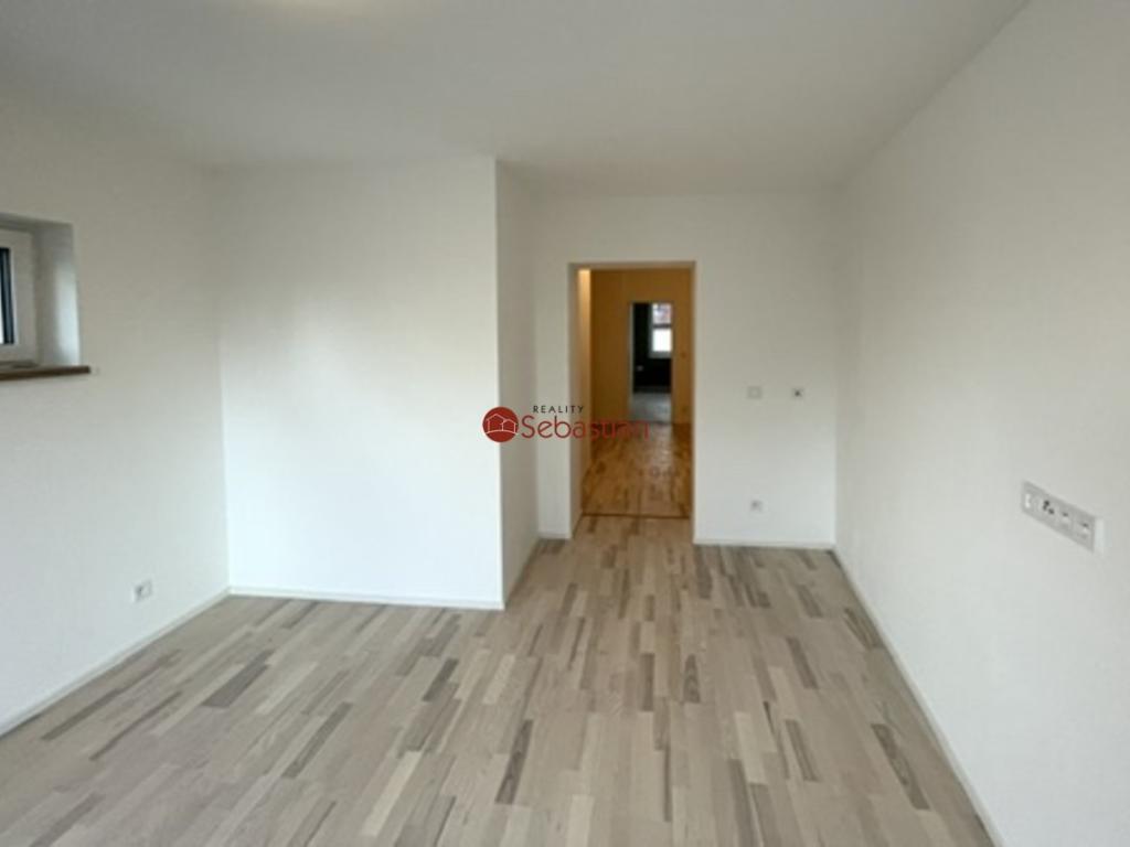 Pronájem bytu 2+1 43 m2