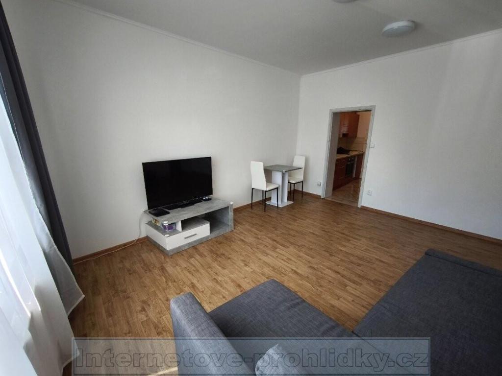 Pronájem bytu 2+1 58 m2
