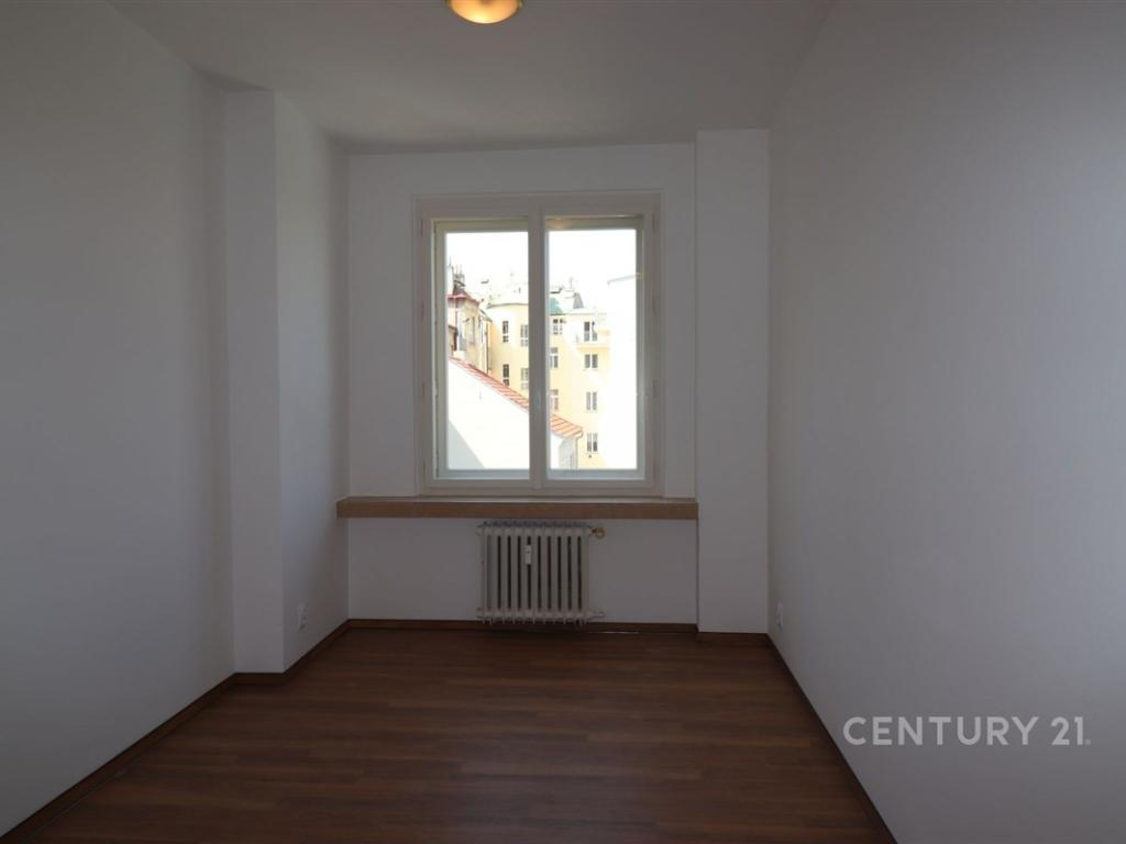 Pronájem bytu 3+kk 79 m2