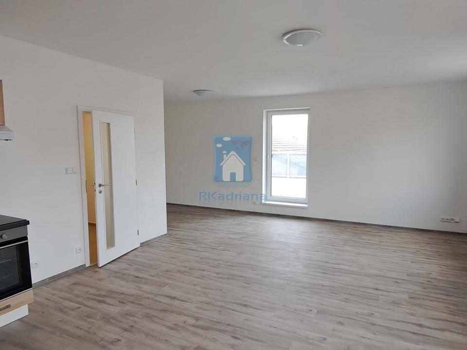 Pronájem bytu 1+kk 71 m2