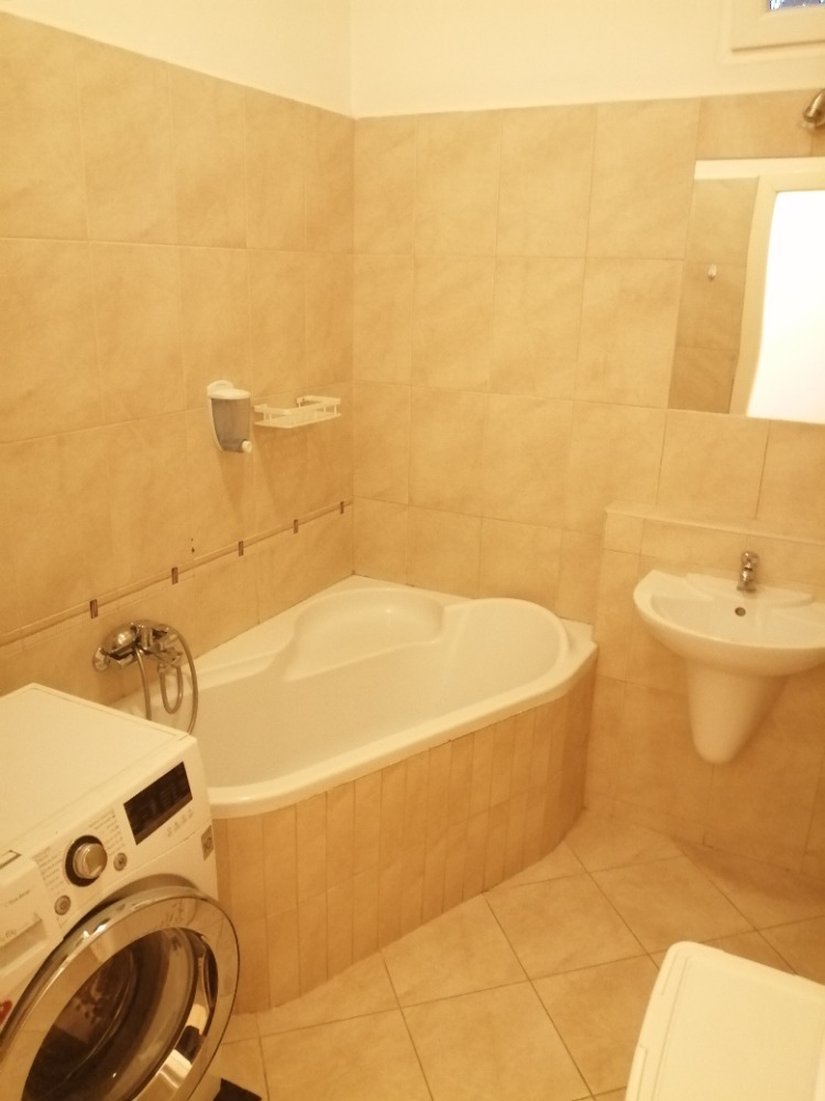Pronájem bytu 2+1 85 m2