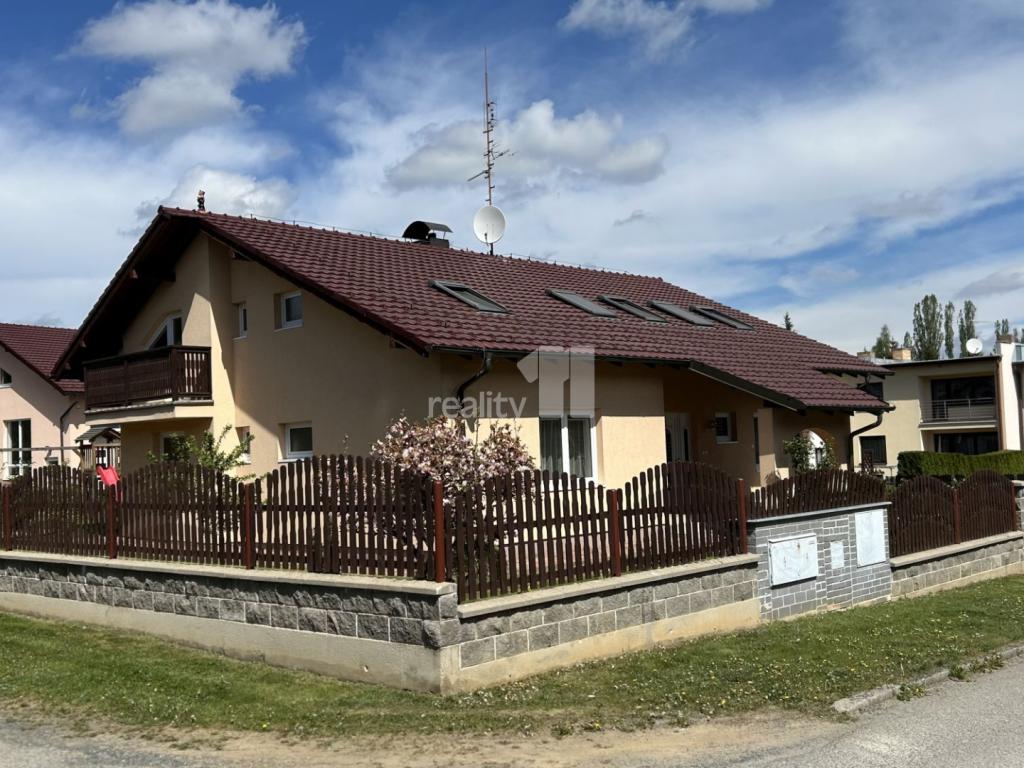 Pronájem domu 279 m2