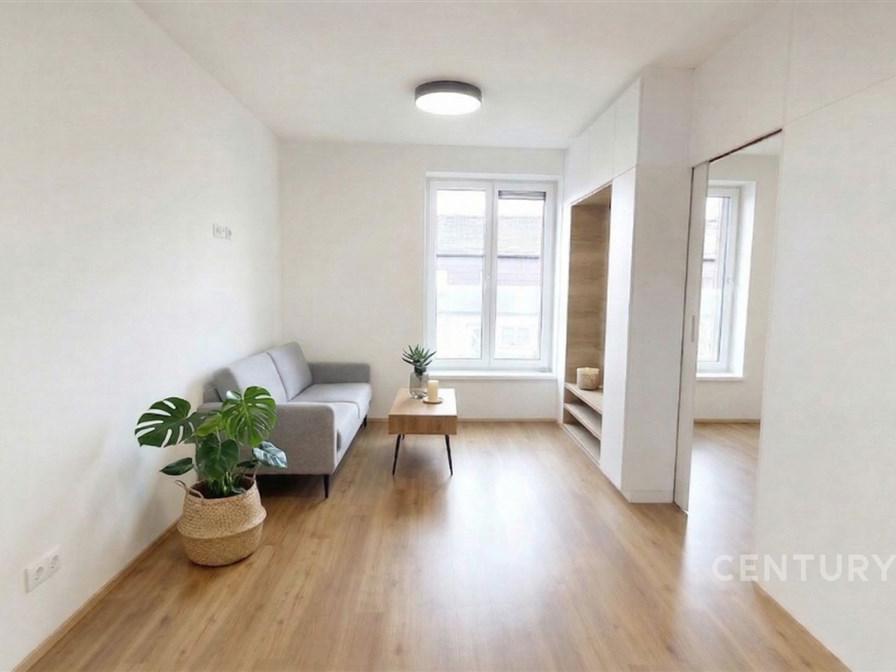 Pronájem bytu 2+kk 33 m2