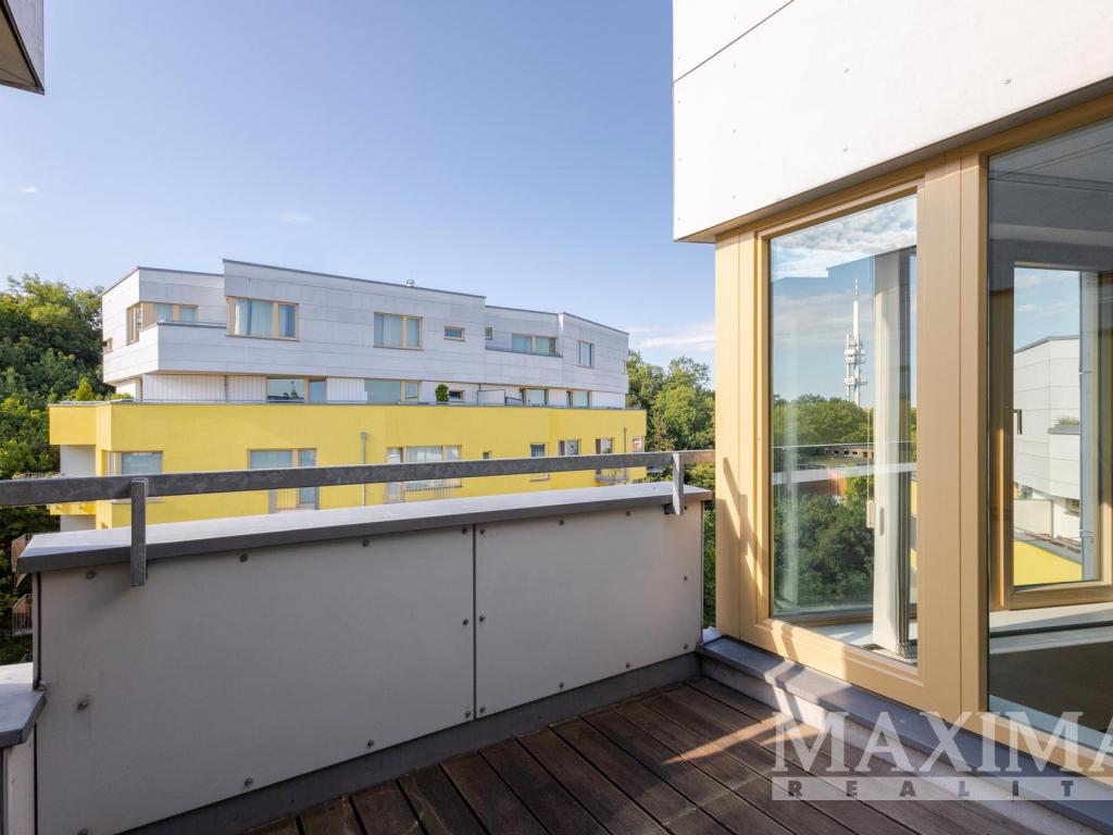 Pronájem bytu 2+kk 56 m2