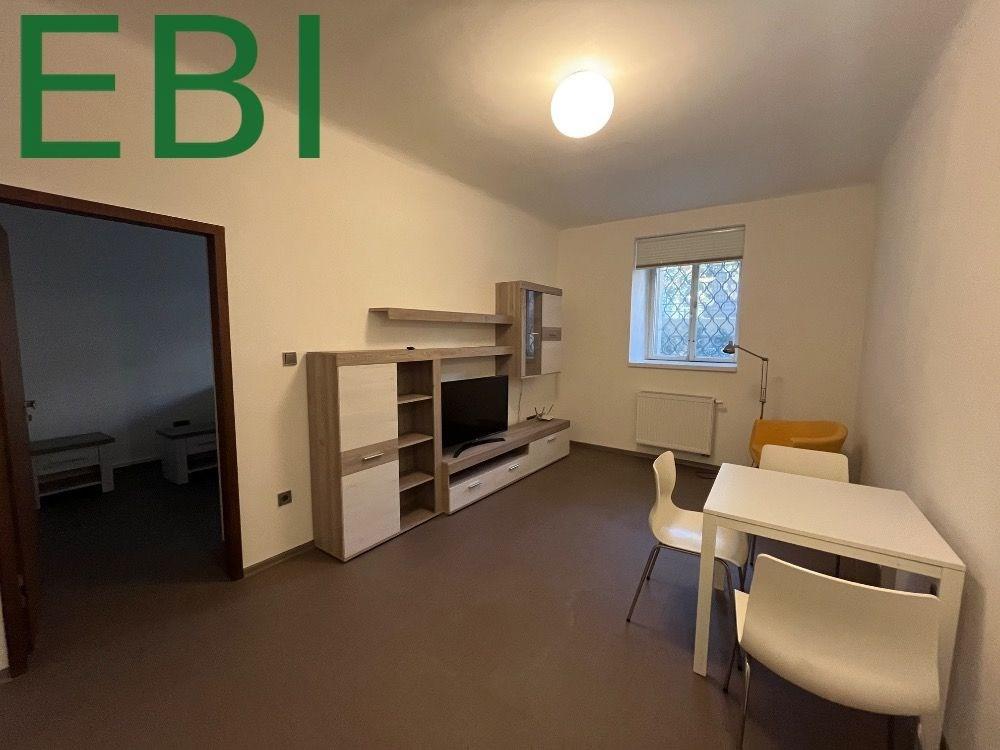 Pronájem bytu 2+kk 48 m2, Praha – náhled fotky 20