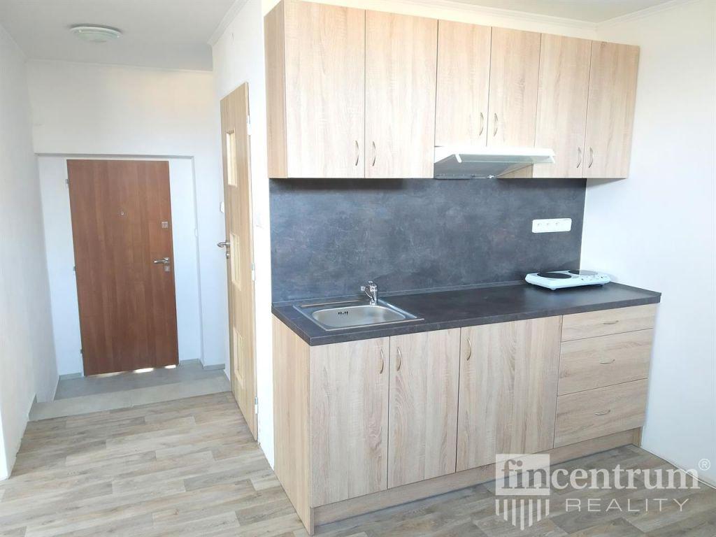Pronajem bytu garsonka 30 m2