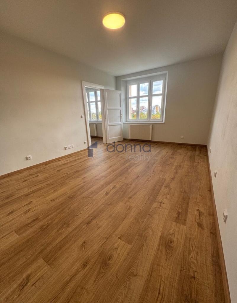 Pronájem bytu 2+kk 54 m2