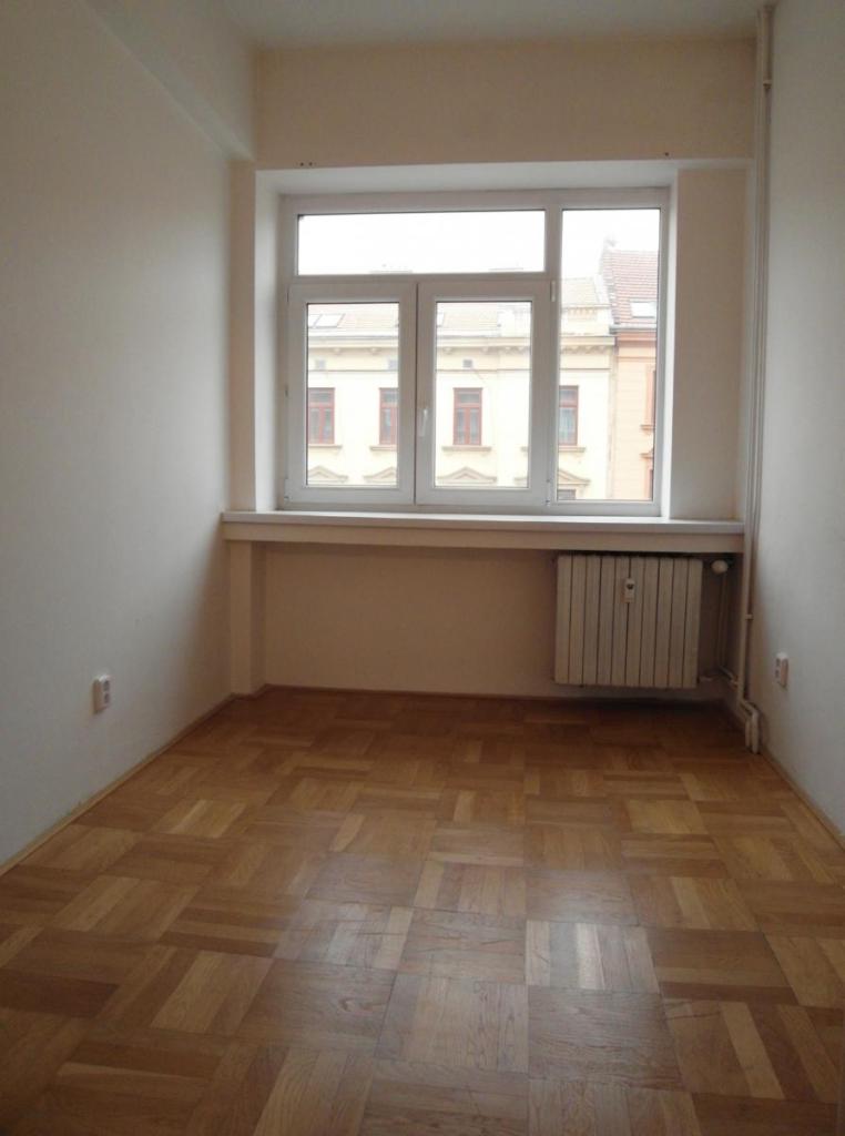 Listing 2