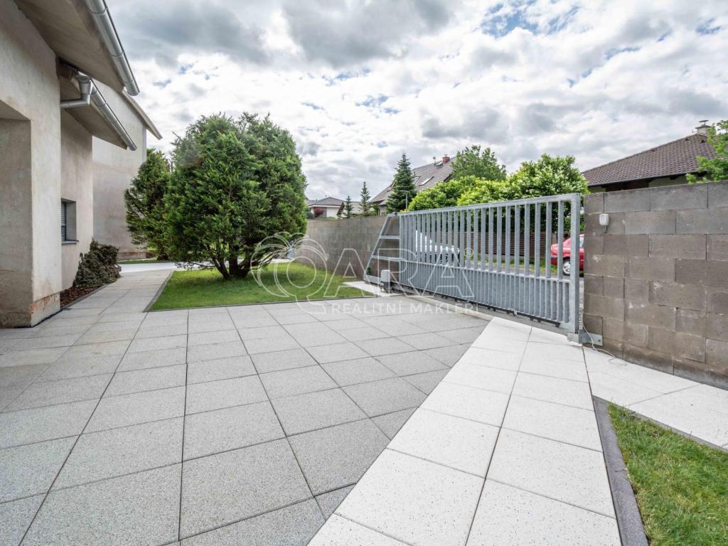 Prodej domu 274 m2, Neratovice – náhled fotky 18