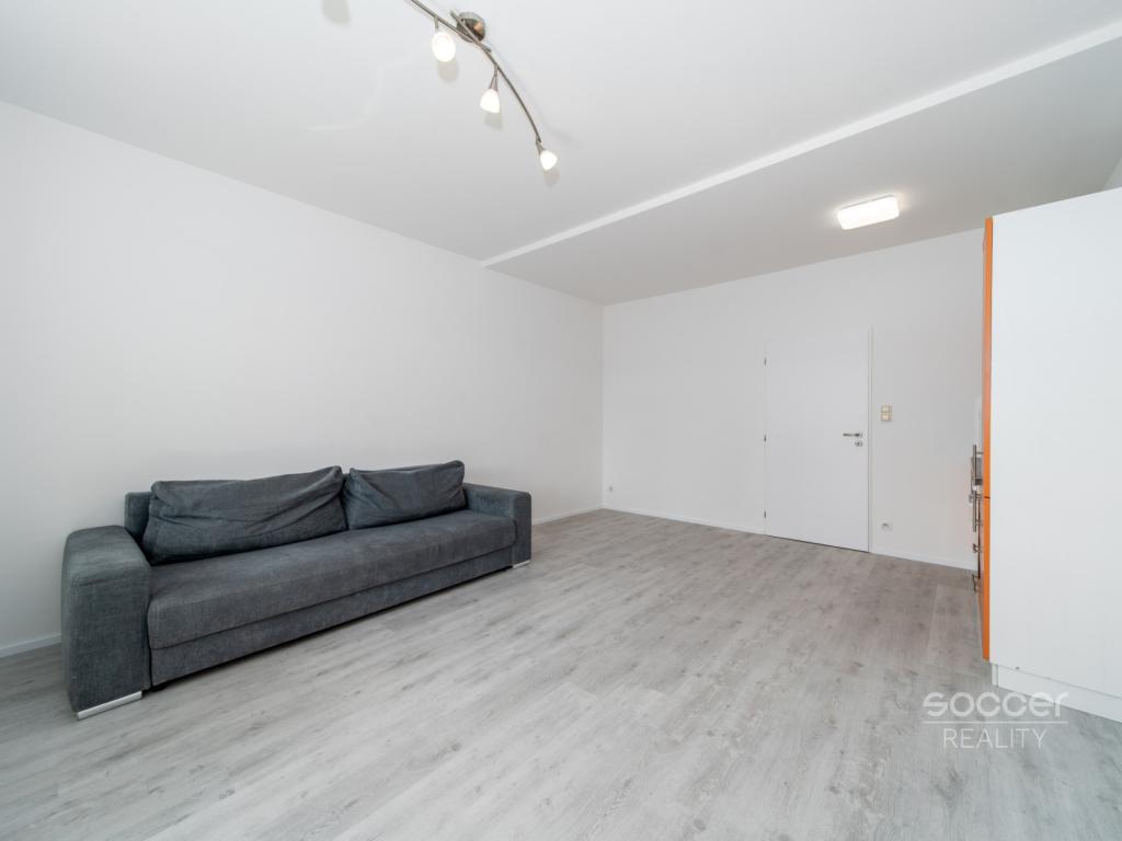 Prodej bytu 1+kk 32 m2, Praha – náhled fotky 7