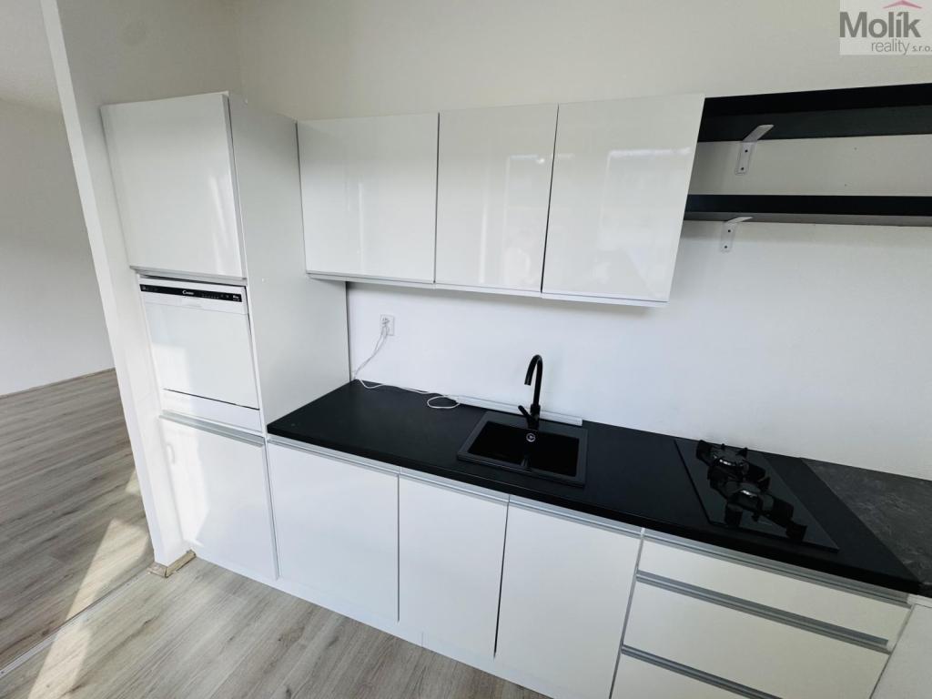 Pronájem bytu 1+1 30 m2