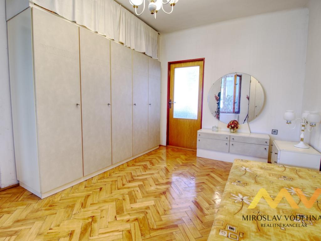 Pronájem bytu 3+1 90 m2, Hradec Králové – náhled fotky 13