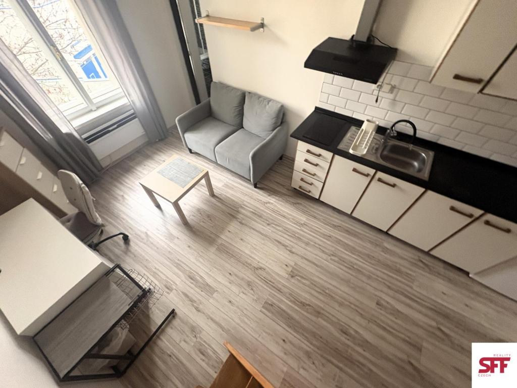 Pronájem bytu 1+kk 28 m2