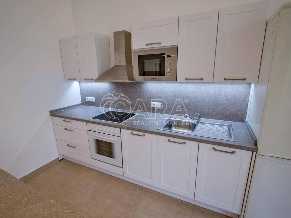 Pronájem bytu 2+kk 65 m2