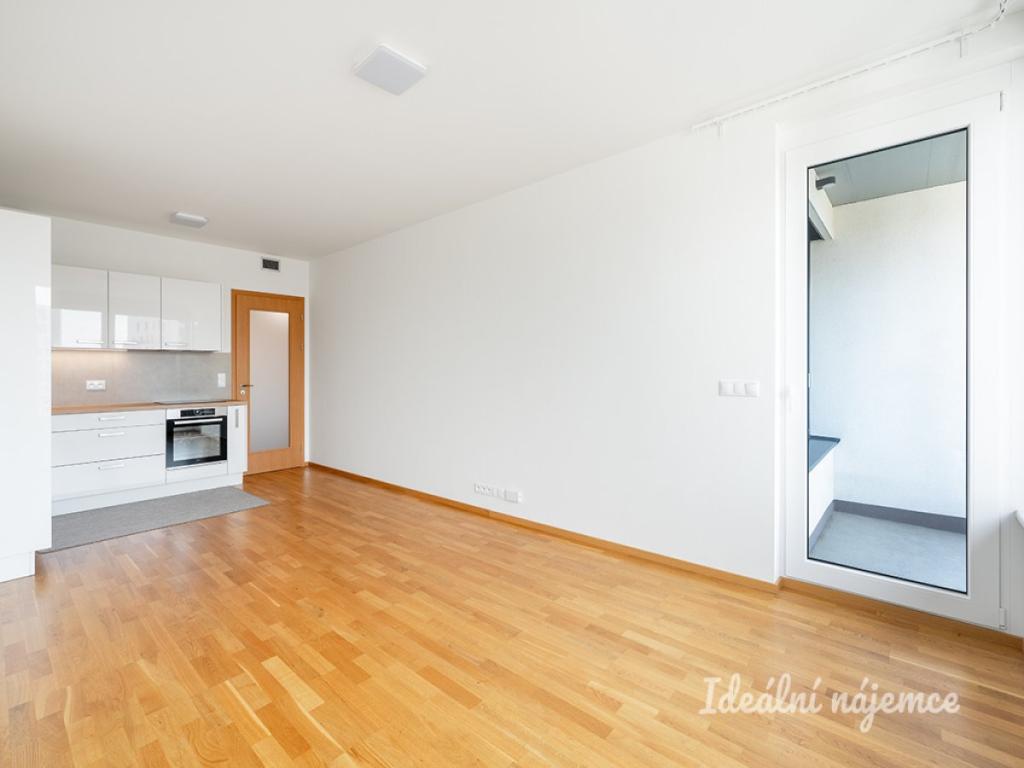 Pronájem bytu 2+kk 56 m2