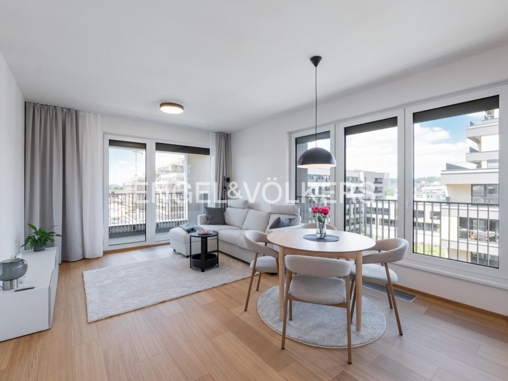 Pronájem bytu 2+kk 60 m2