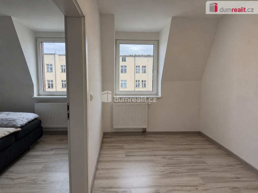 Pronájem bytu 2+kk 35 m2