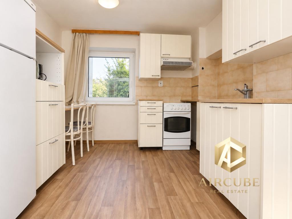 Pronájem domu 204 m2, Dolní Břežany – náhled fotky 8