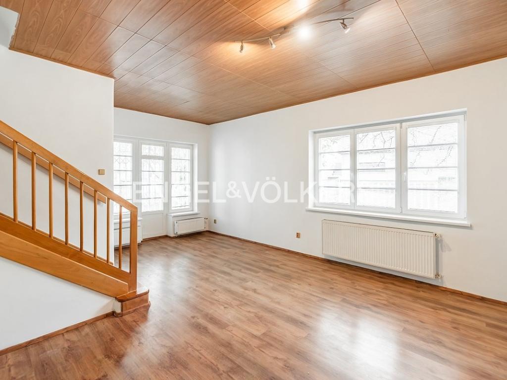 Pronájem domu 214 m2