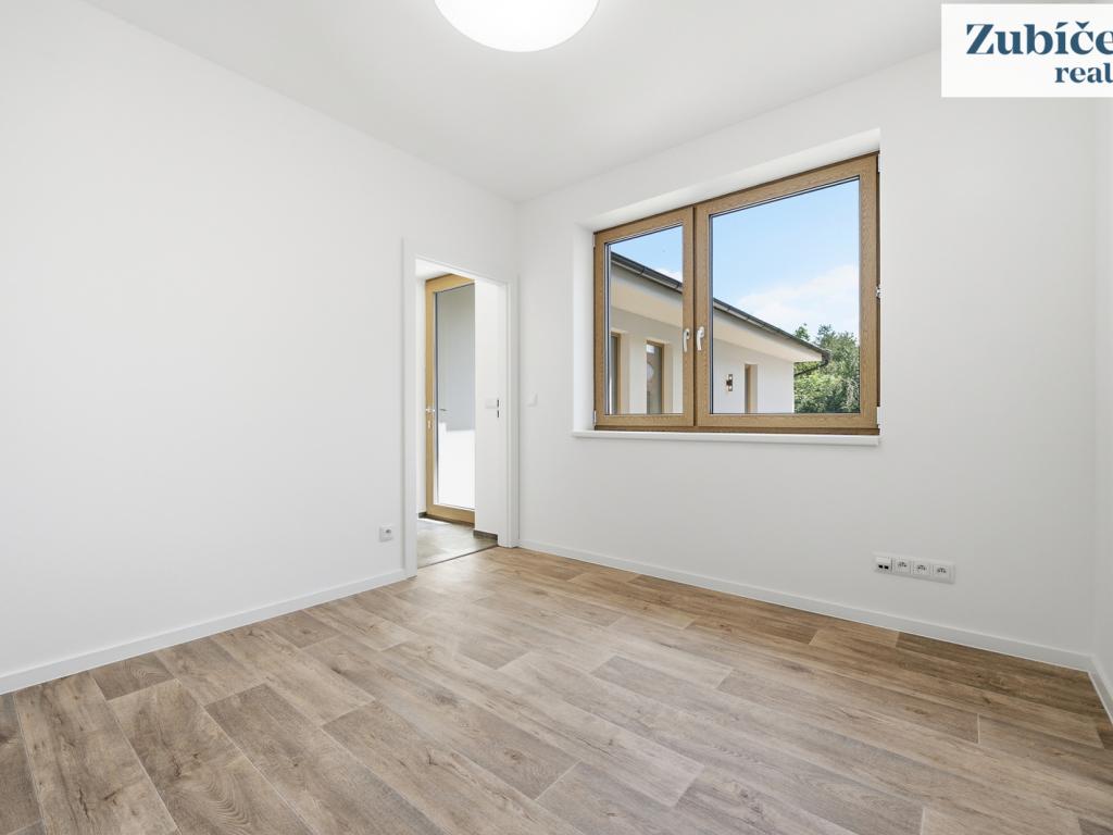 Prodej domu 140 m2, Kunovice – náhled fotky 9