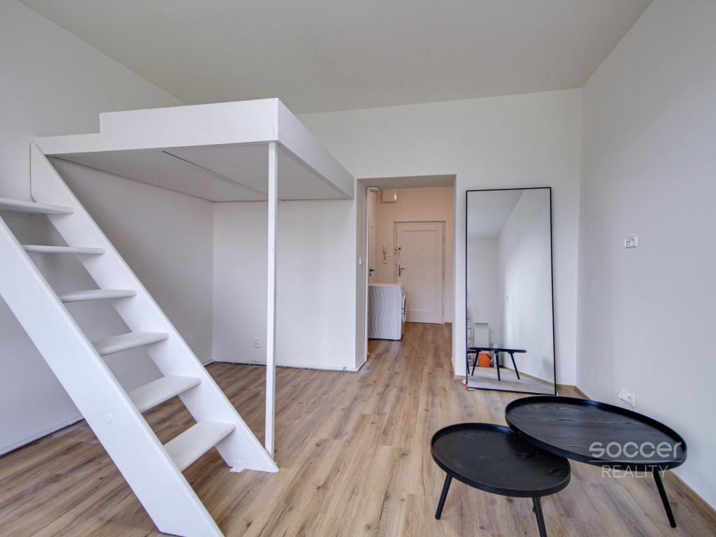 Pronájem bytu 1+kk 31 m2, Praha – náhled fotky 4