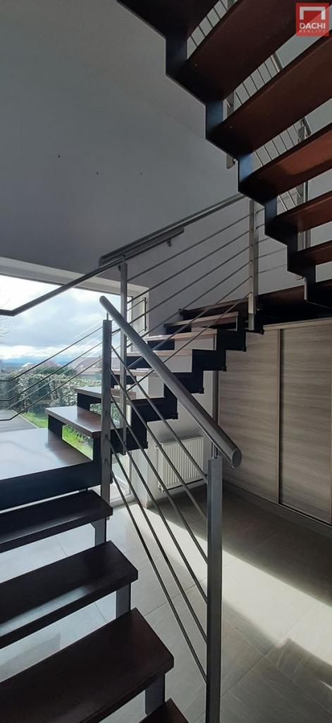 Pronájem bytu 3+kk 120 m2