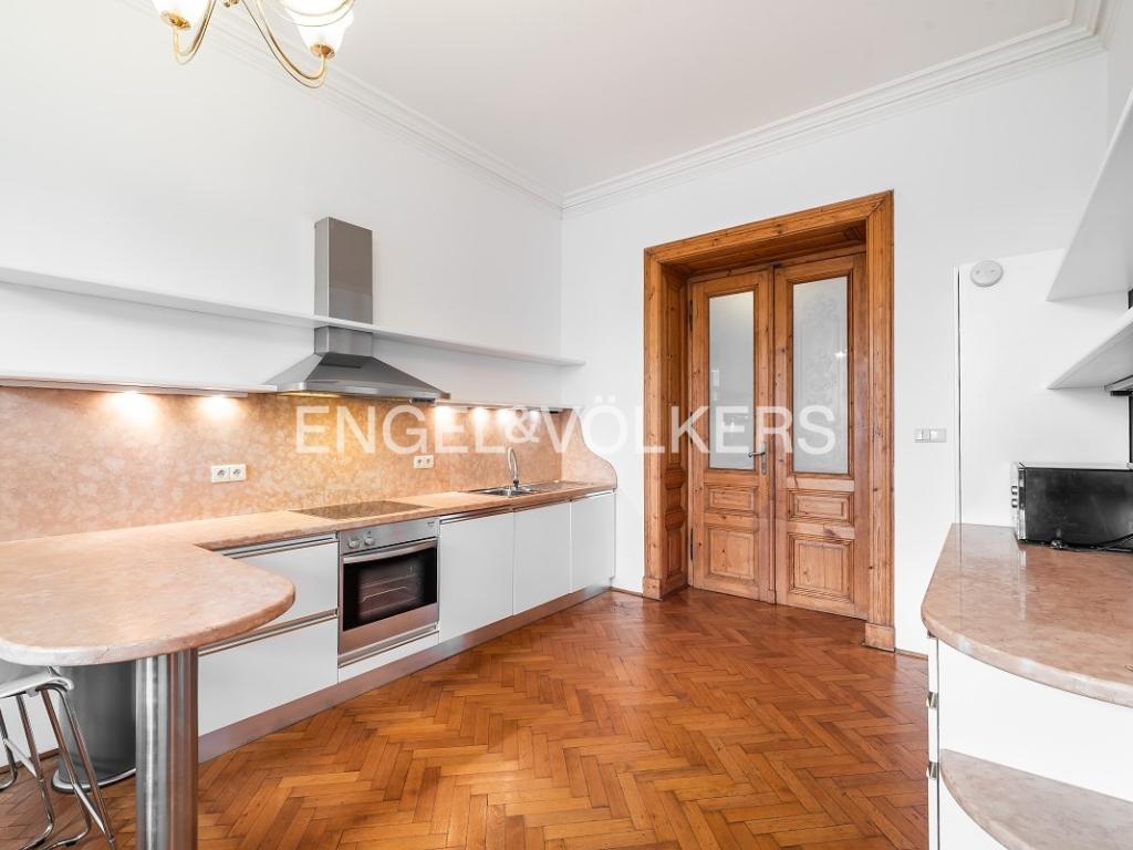 Pronájem bytu 5+1 254 m2