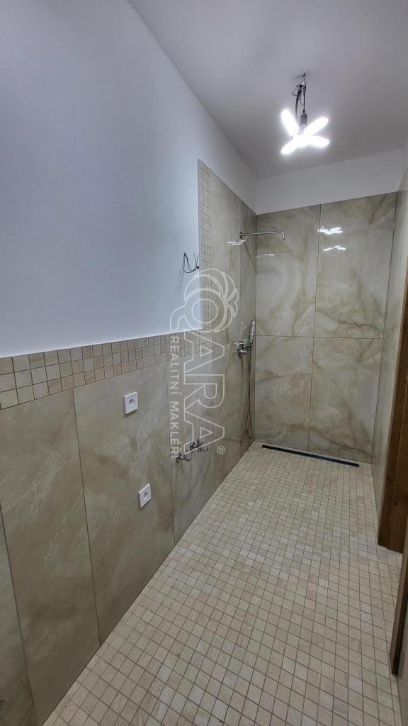 Pronájem bytu 1+kk 30 m2, Přerov nad Labem – náhled fotky 4