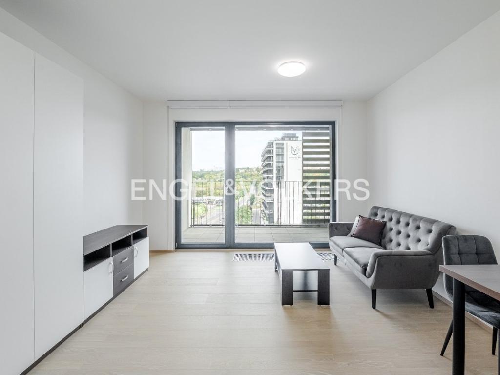 Pronájem bytu 1+kk 32 m2