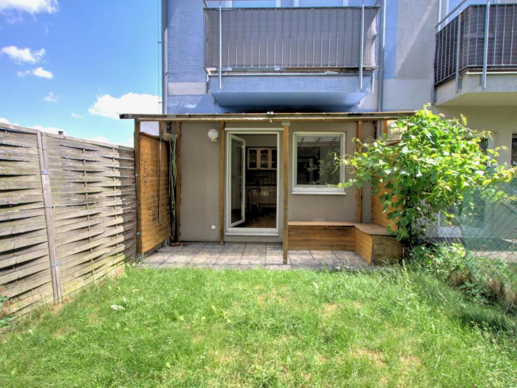 Pronájem bytu 1+kk 36 m² – pohled 2