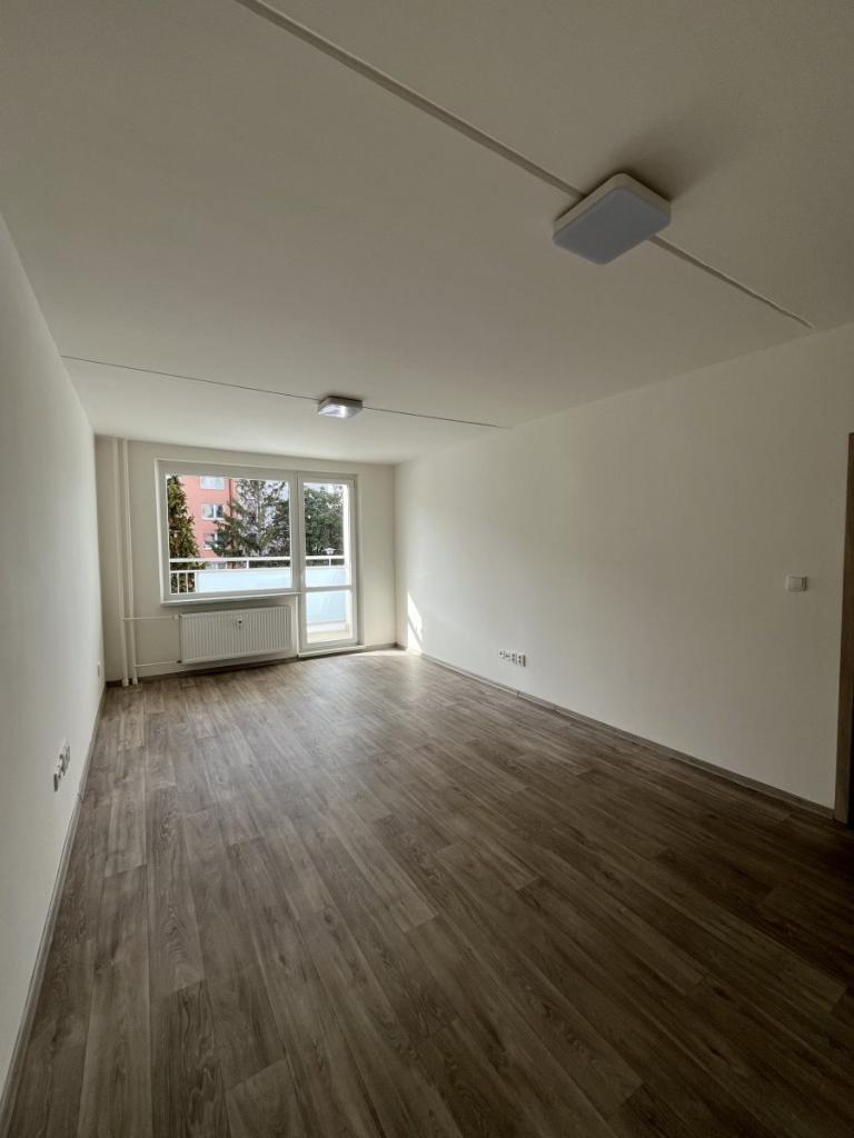 Pronájem bytu 2+1 58 m2, Přerov – náhled fotky 8